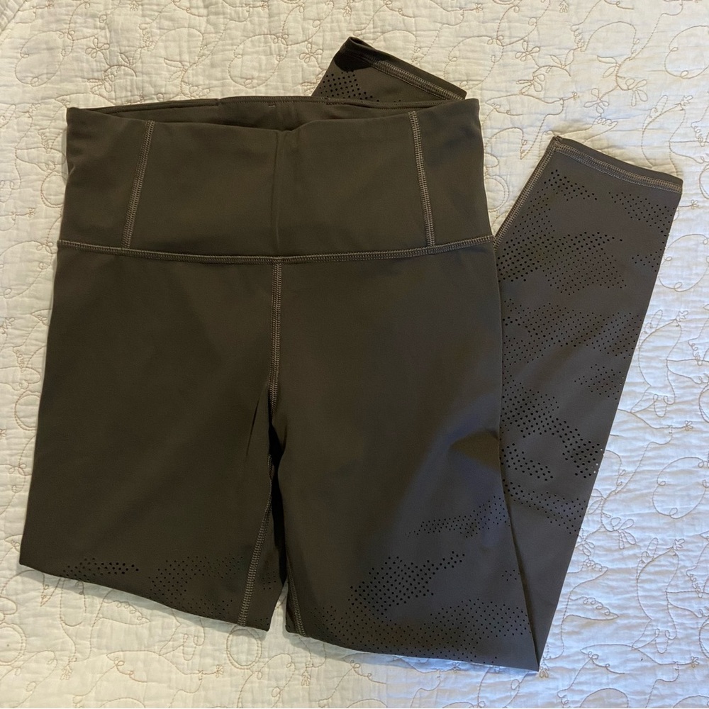 Athleta Persistence Laser Cut 7/8 Tight | Small | Arbor Olive